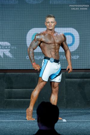 MEN'S ATHLETIC 174